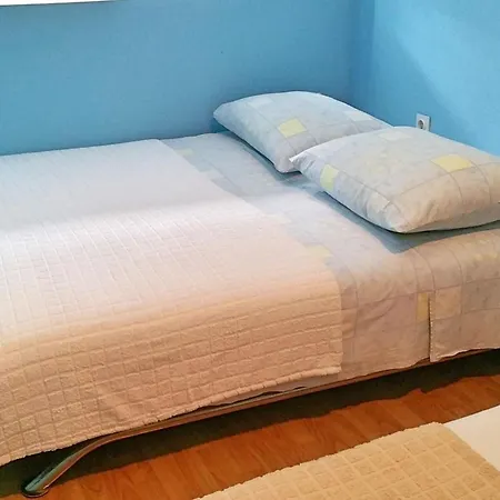 Apartment Colorful Family In Vodice